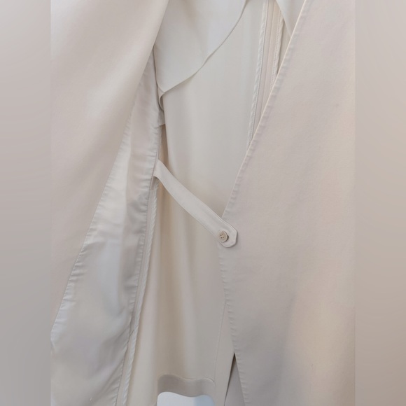 THEORY Winola Open Front Blazer Jacket in an off white/beige - size 2 - Picture 13 of 14